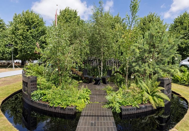 RHS Hampton Court Palace Garden Festival – London, England