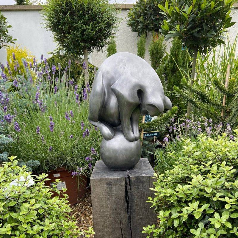 Artistic Garden Sculptures
