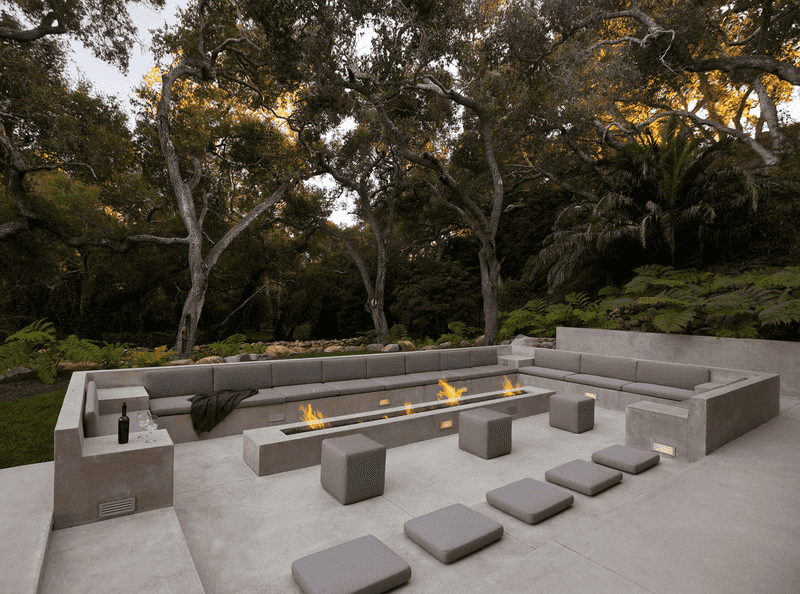 Minimalist Concrete Furniture