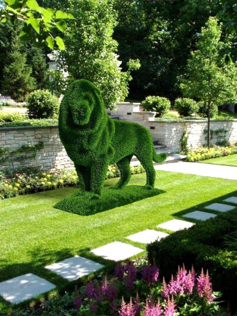 Majestic Topiary Sculptures