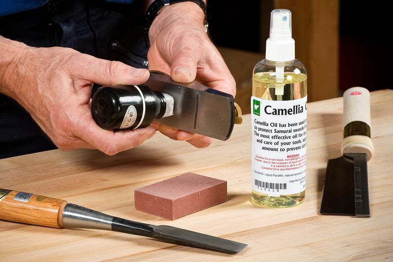 Apply Rust-Preventive Oil After Sharpening