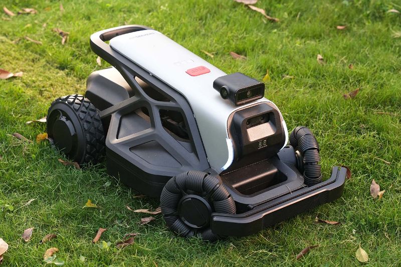 Kyodo Robotic Lawnmower