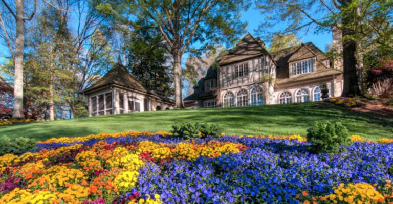 14 Remote Garden Destinations in the U.S. Where You Can Escape Into Nature Without Crowds
