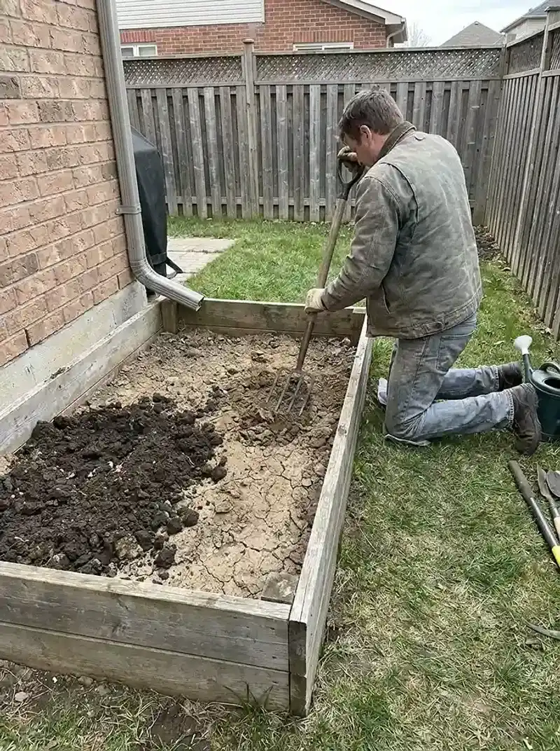 Compaction and drainage determine whether the bed can breathe Compaction and drainage determine whether the bed can breathe