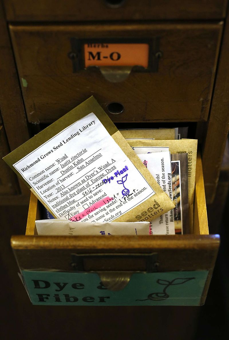 Oakland Public Library Seed Lending Library