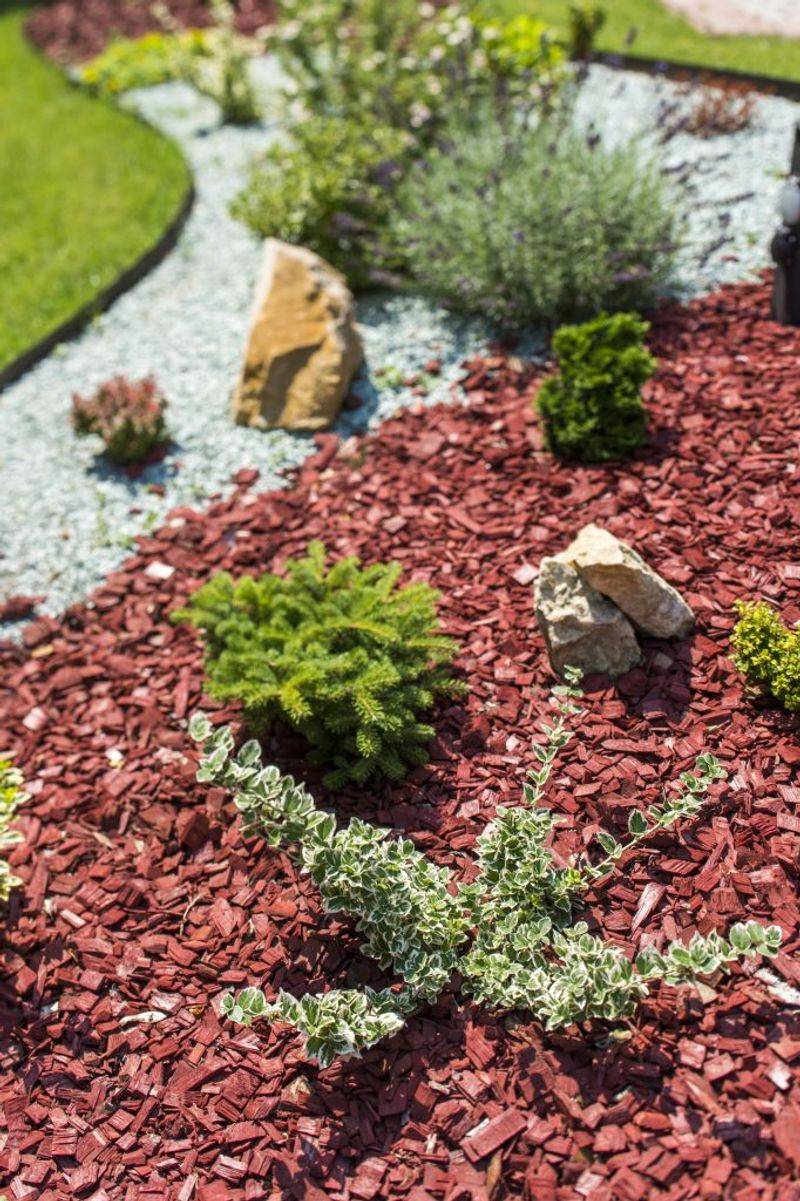 Retain moisture without creating mosquito habitat