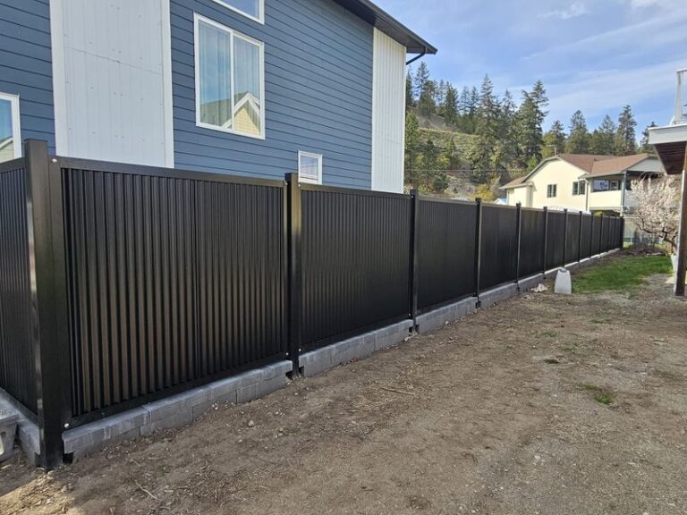 The California Fence Material Fire Officials Keep Flagging Too Close to the House, and What to Use Instead