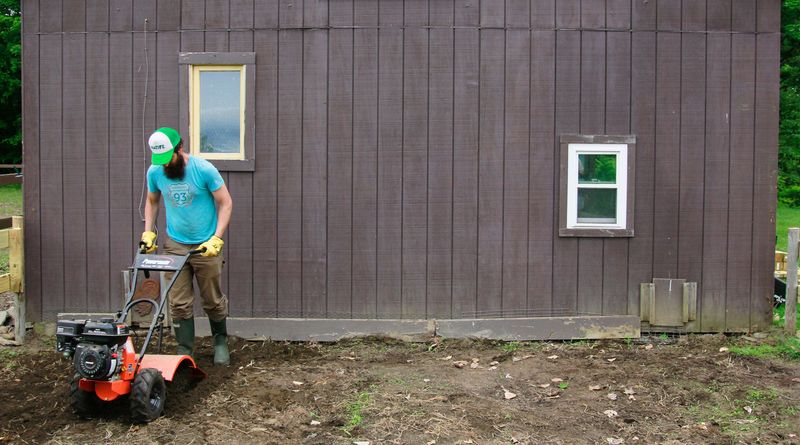 Prepare the bed before planting Prepare the bed before planting
