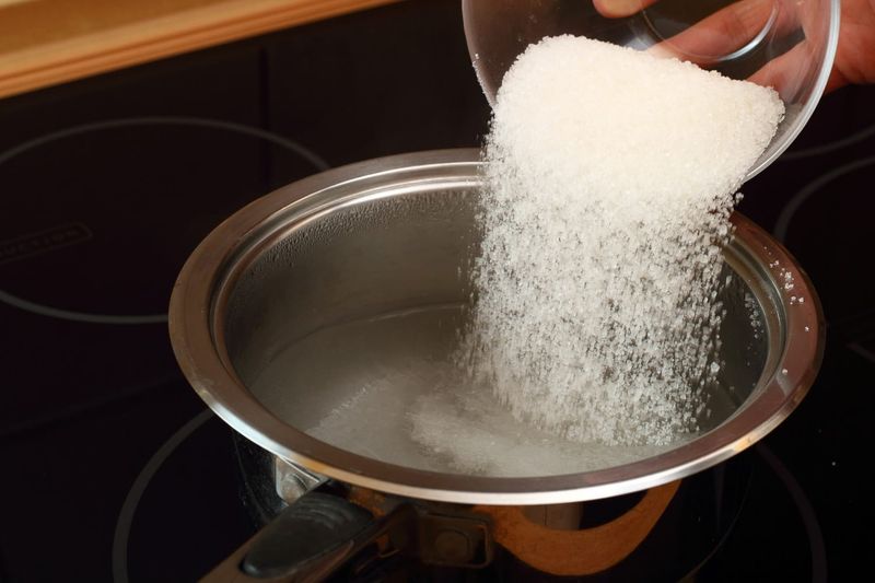 Use only sugar and water