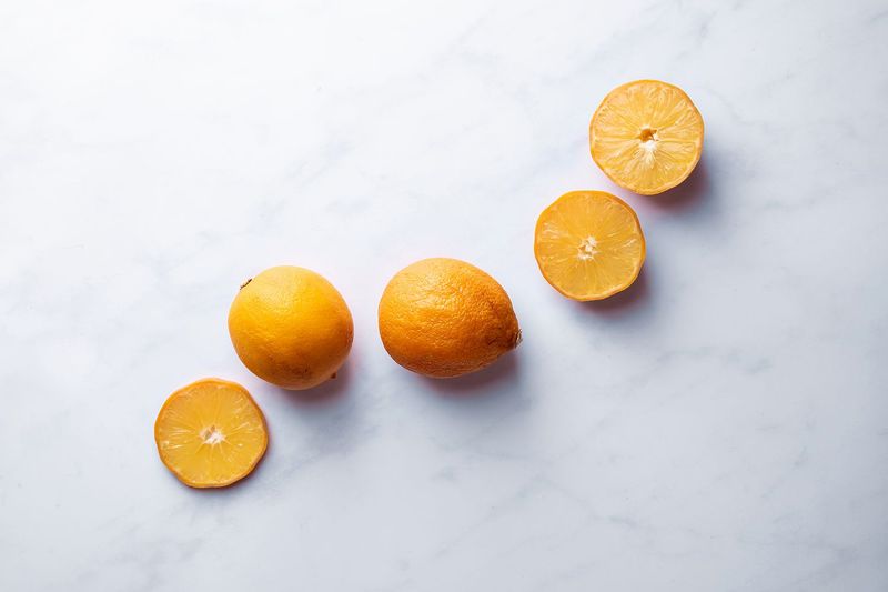 Use the fruit, not the color alone, to decide when to pick