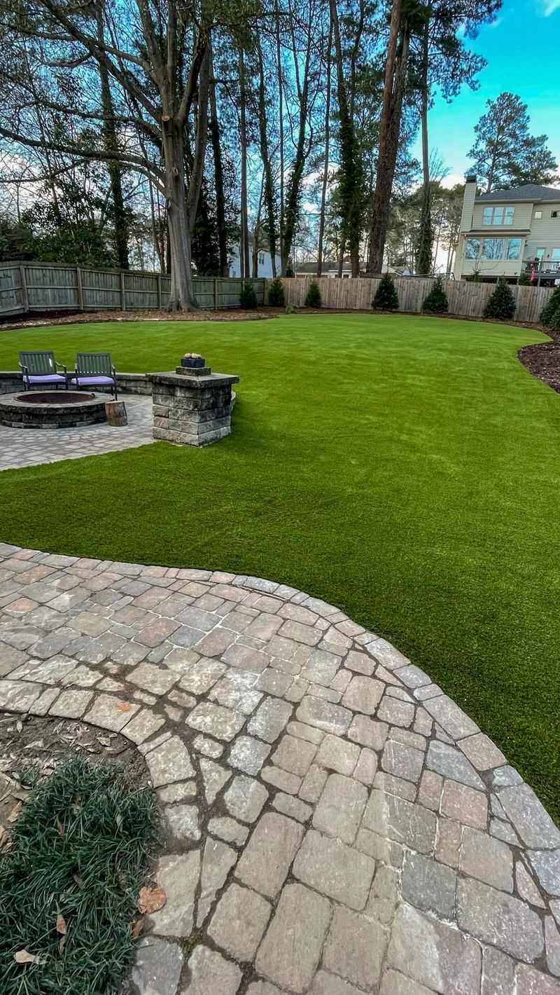Can an HOA require turf?