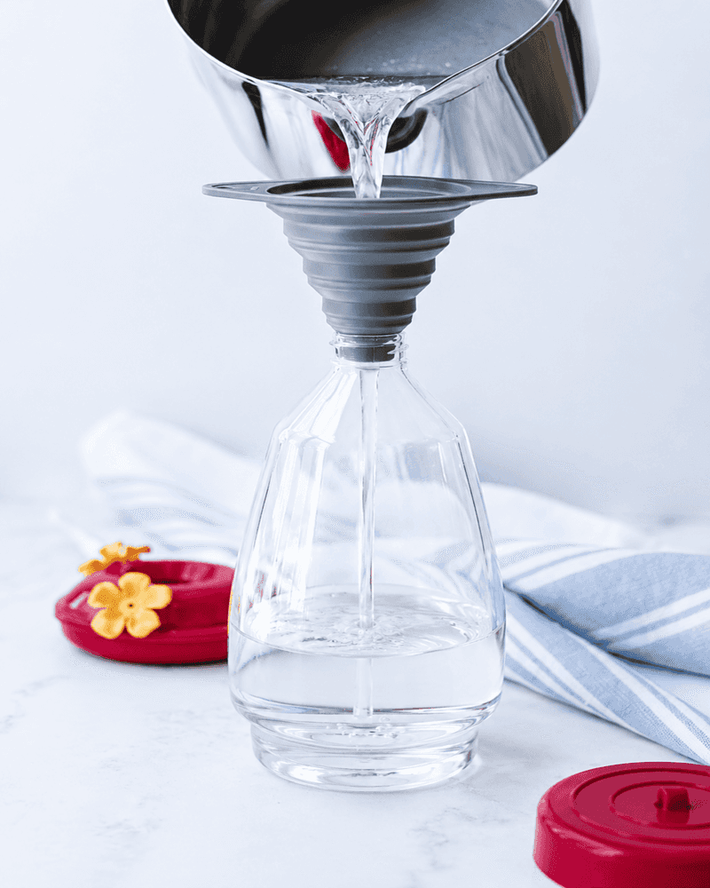 Mix a simple sugar-water solution Mix a simple sugar-water solution