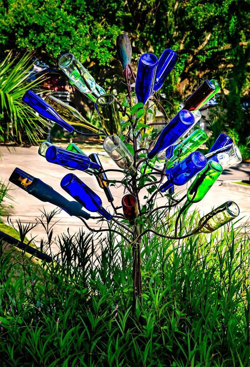 North Carolina has evidence of ritual bottles, not proof of bottle trees North Carolina has evidence of ritual bottles, not proof of bottle trees