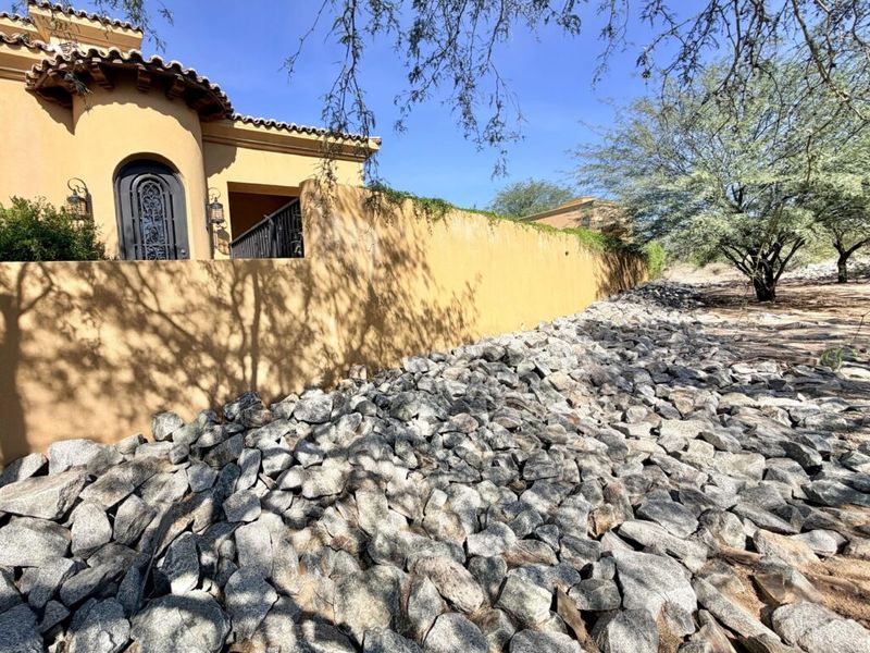Rock Walls and Stone Borders