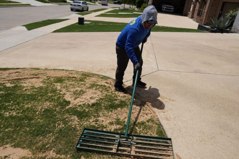 Your Lumpy Lawn Smooths Out This Fall With Just a Rake, a Shovel and a Few Bags of Topsoil